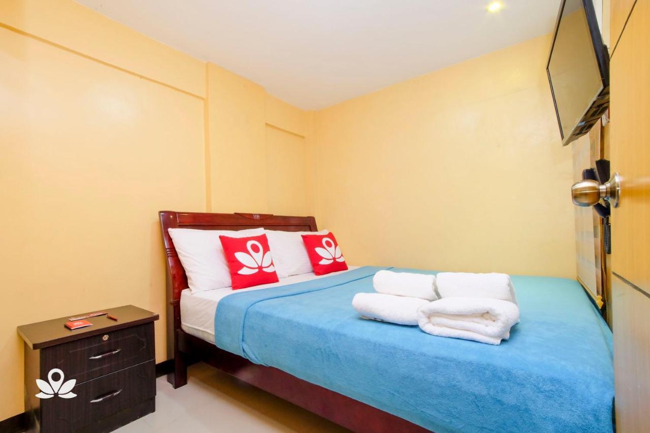 Zen Rooms Time Travellers Makati Makati City Dış mekan fotoğraf