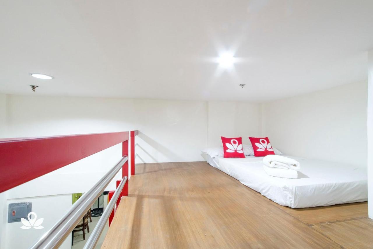 Zen Rooms Time Travellers Makati Makati City Dış mekan fotoğraf