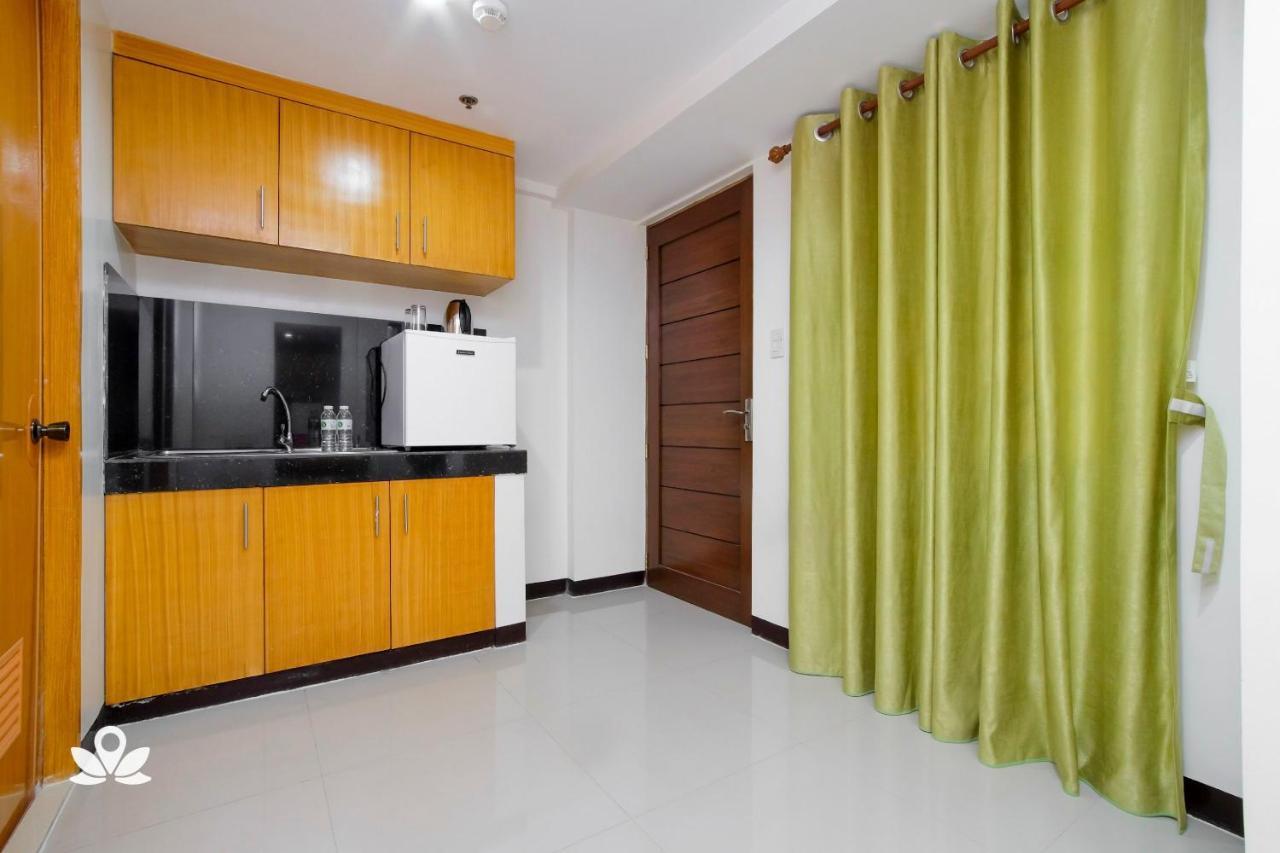 Zen Rooms Time Travellers Makati Makati City Dış mekan fotoğraf